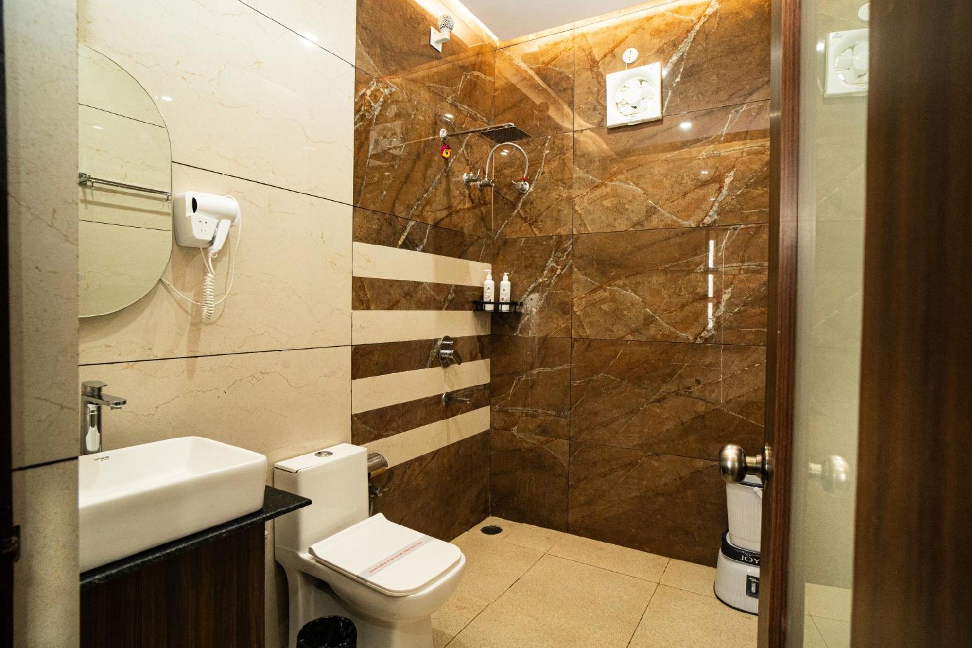 The Aravali Resort Bijni Екстериор снимка